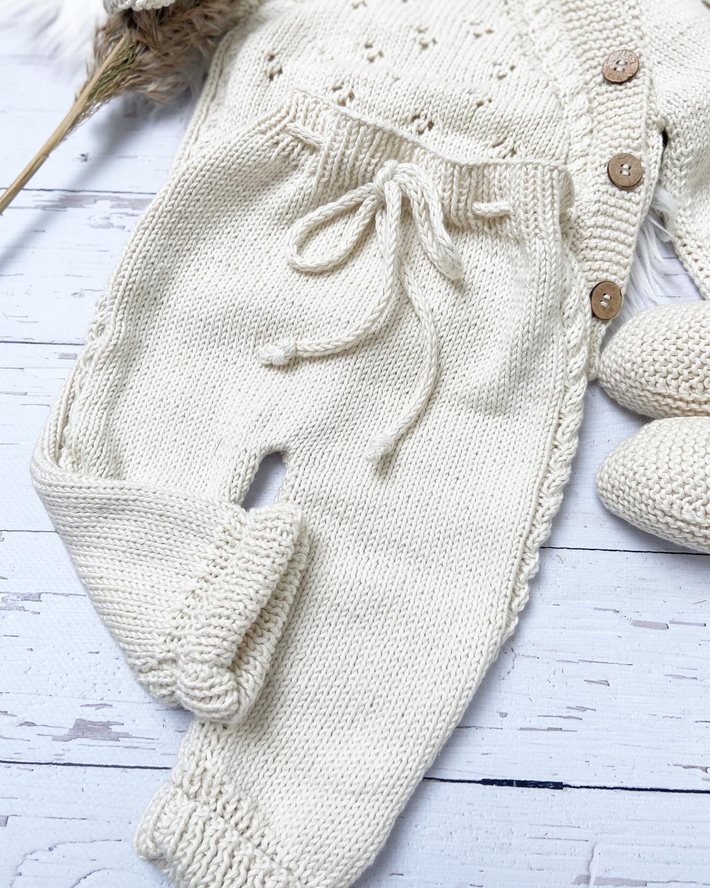 Newborn Strickset 100% Bio Baumwolle, Baby Strickmode